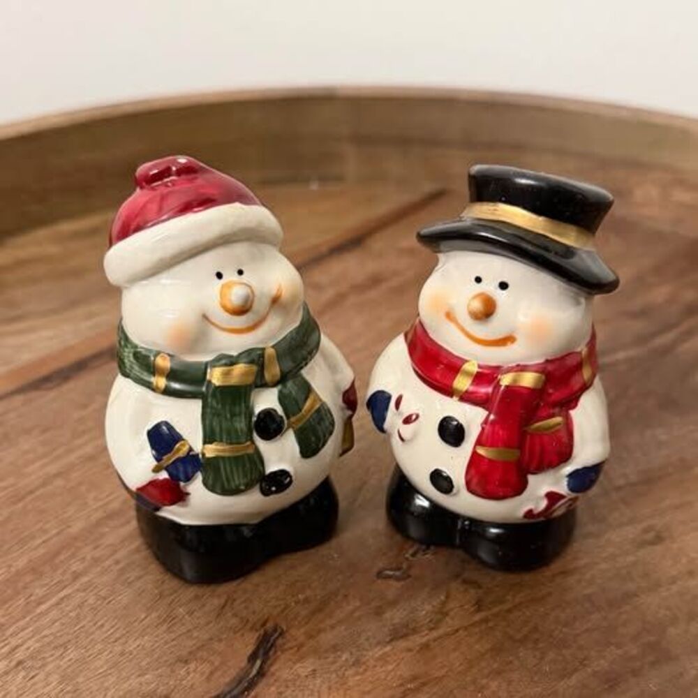 Ceramic Snowman Salt and Pepper Shakers Set~2008